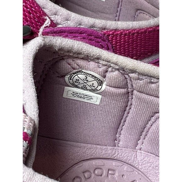 KEEN Sandals Youth 3 Seacamp II Washable Pink Shoes Hiking Utility Camping - Picture 2 of 8